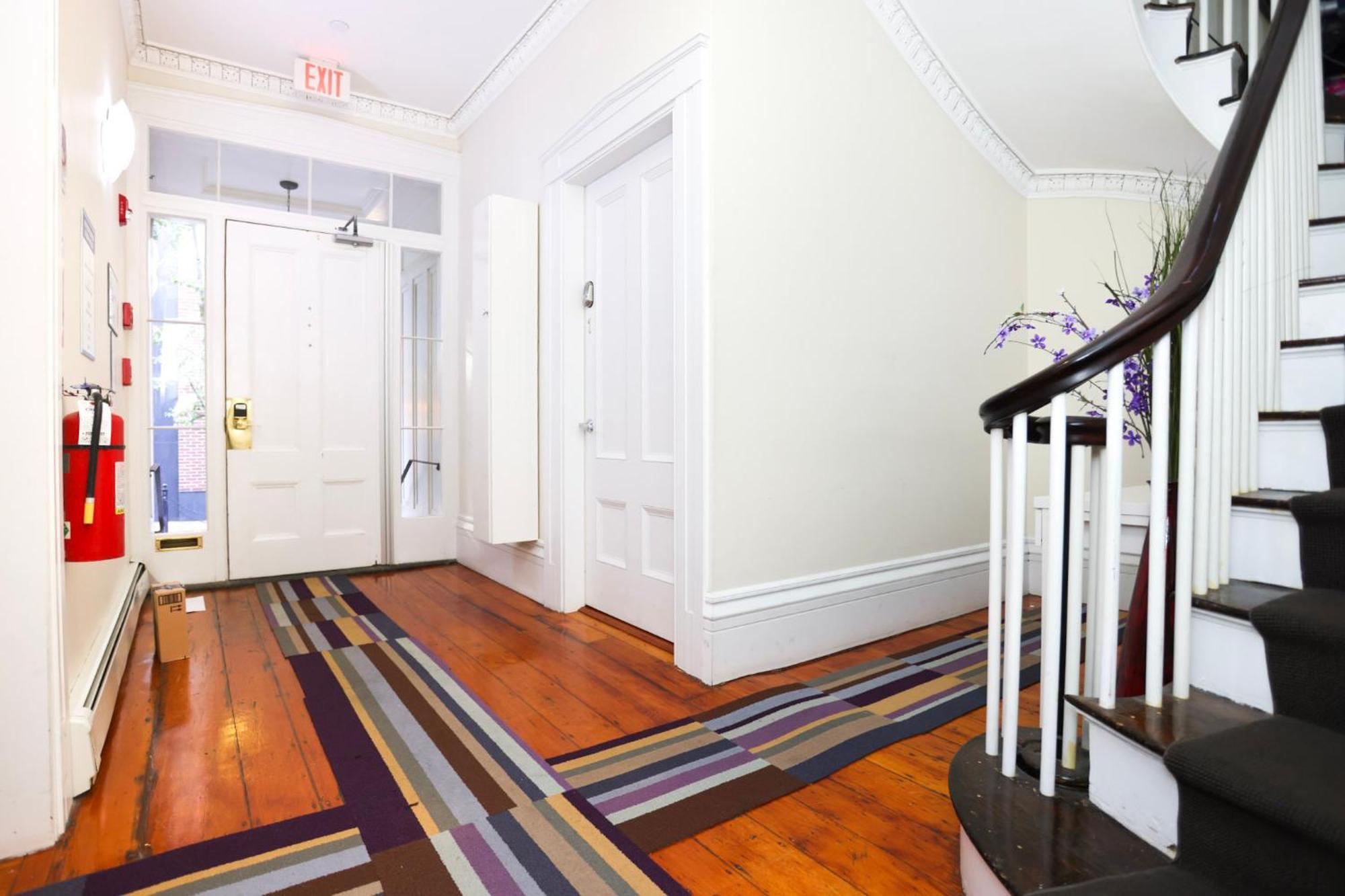 Cozy Furnished Studio In Beacon Hill #4 Boston Bagian luar foto